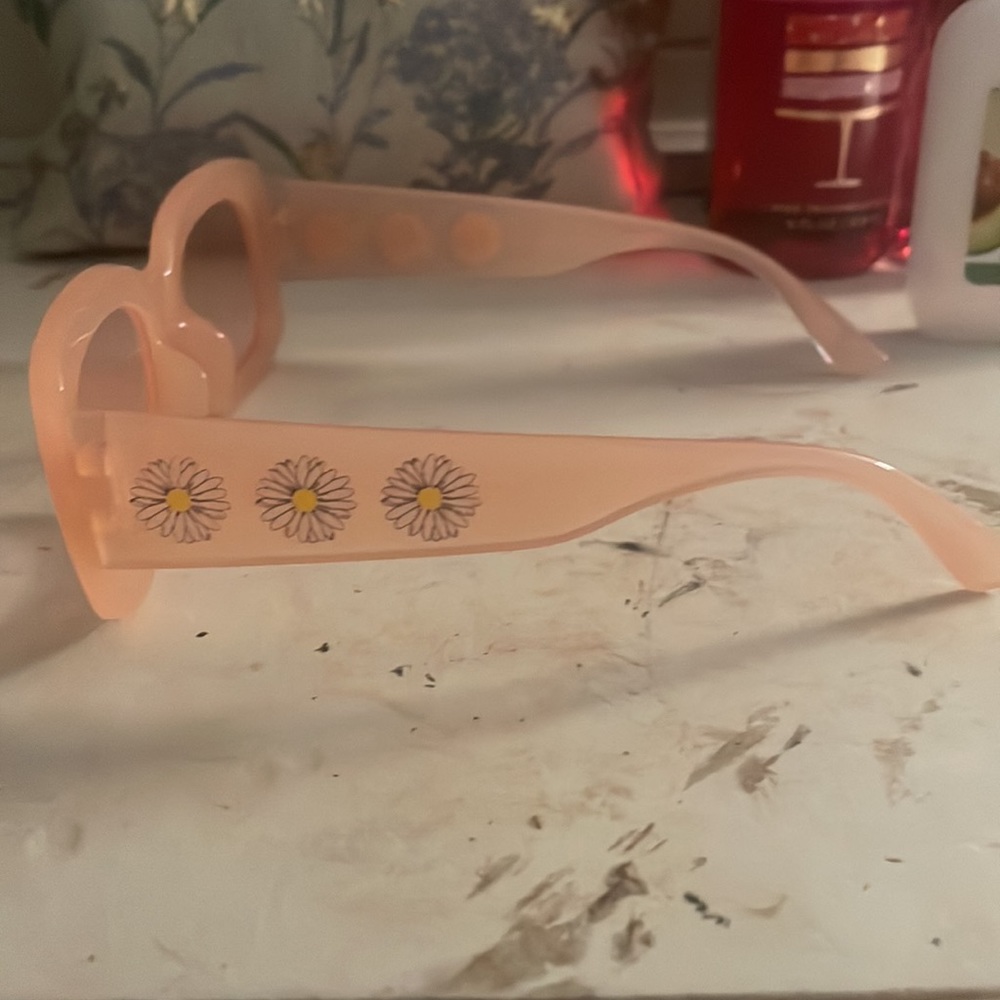 never worn. - Picture 4 of 4